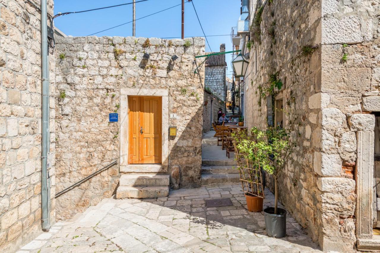 Apartments Villa Tudor 2 Hvar Town Bagian luar foto