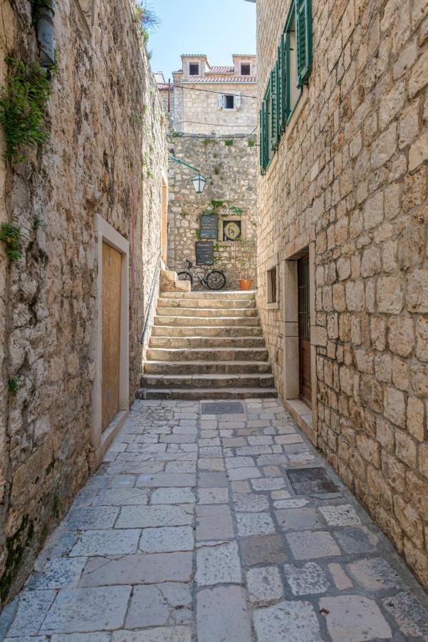 Apartments Villa Tudor 2 Hvar Town Bagian luar foto